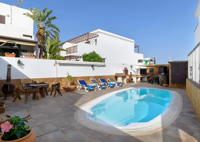 Casa Kesa, El Rincon De Juan * 蒂亚斯